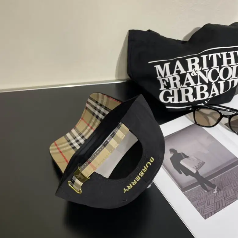 Burberry Cap dxn (11)